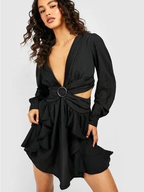 Boohoo Black Long-Sleeve V-Neck Tie-Front Dress